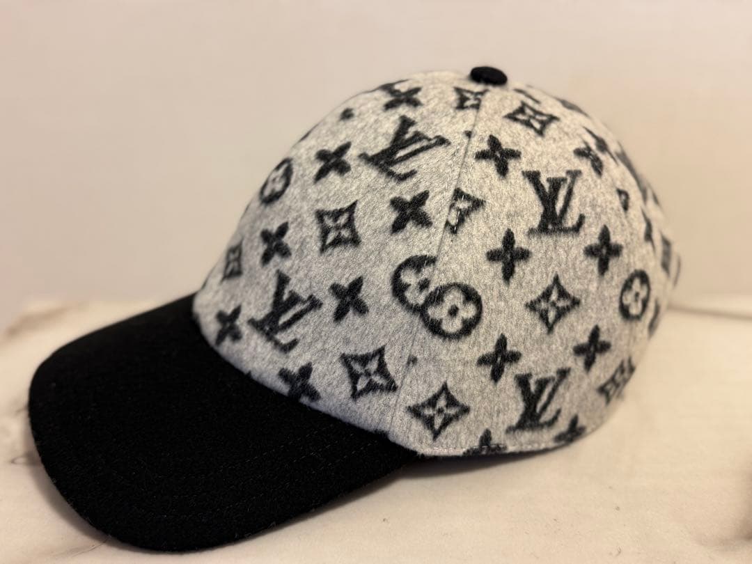Louis Vuitton モノグラム キャップ