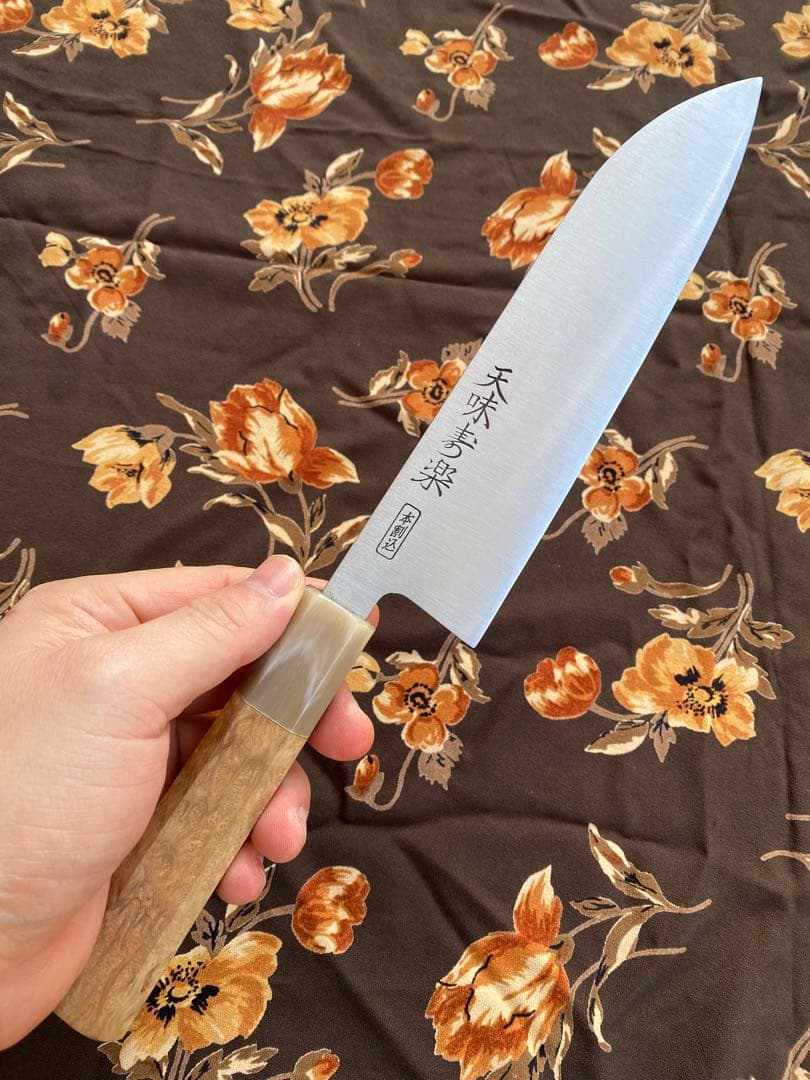 天味寿楽 三徳180mm ステンレス鋼　新品、未使用