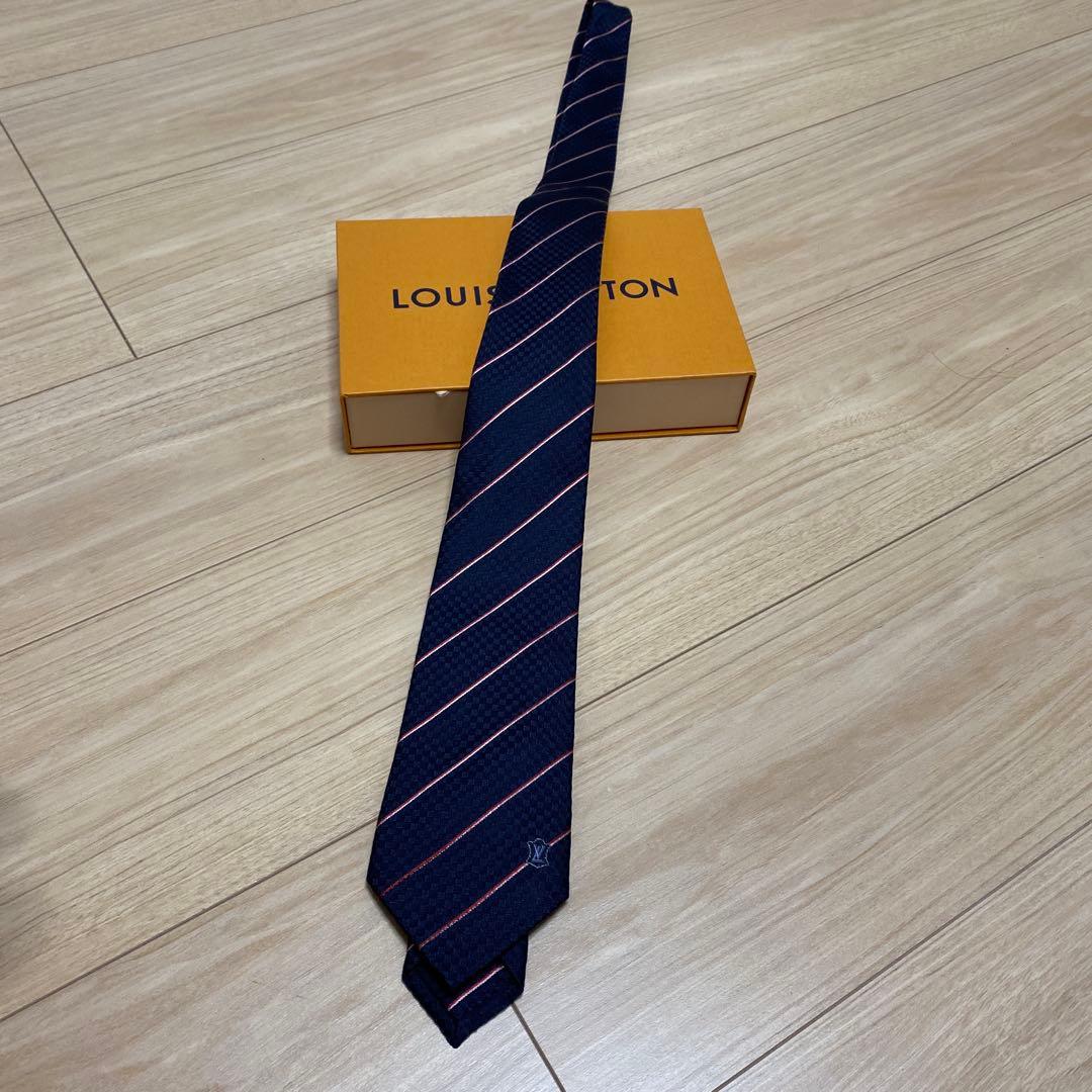 Louis Vuitton ネクタイ ネイビー ストライプ