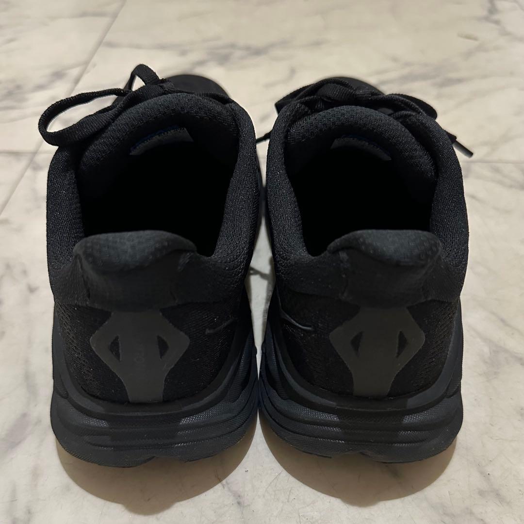 HOKA CLIFTON 10 ブラック ワイド