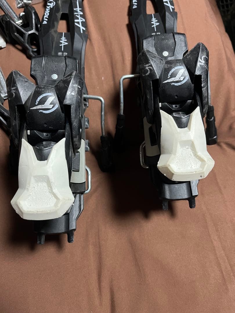 スキー　ビンディング　チロリア　adrenaline