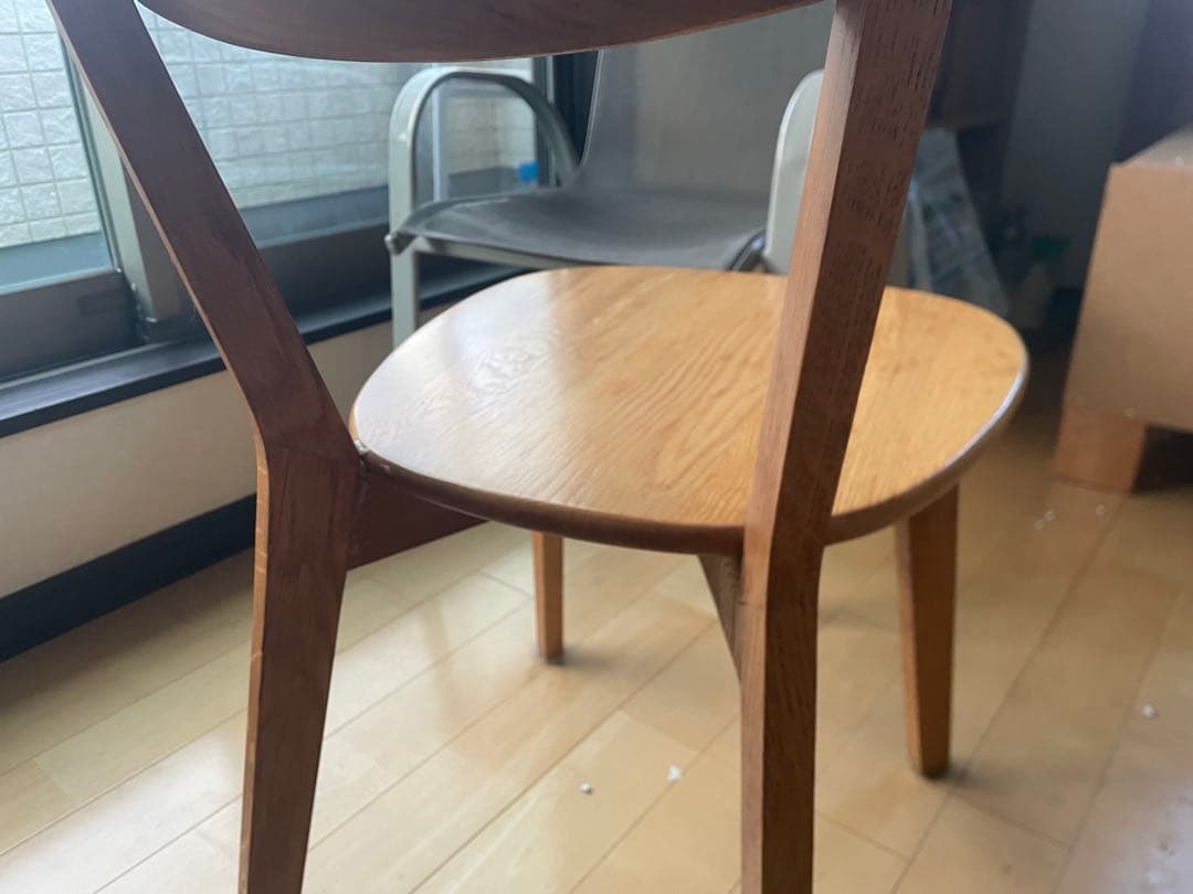 木製ダイニングテーブルと椅子4脚セット