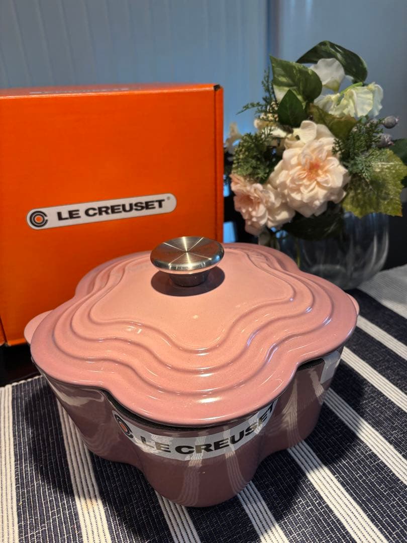 LE CREUSET ル・クルーゼ　ココットフルール　モーヴピンク　20cm
