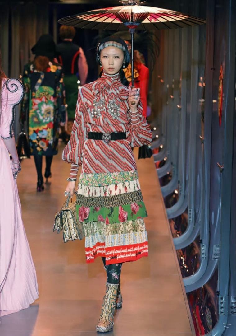 GUCCI ティアードスカート