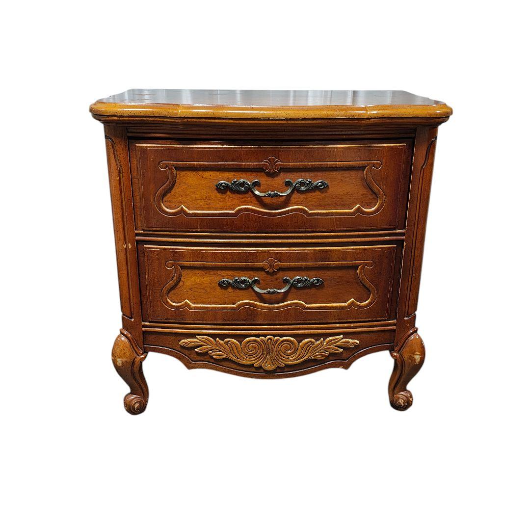 BASSETT FURNITURE バセットファニチャー社 2段チェスト 猫脚