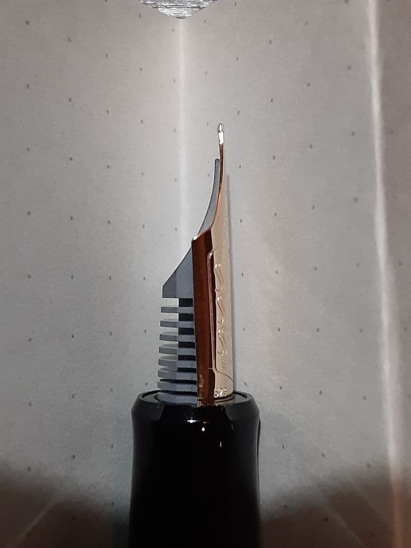 パイロット万年筆　カスタム743　14K　FM