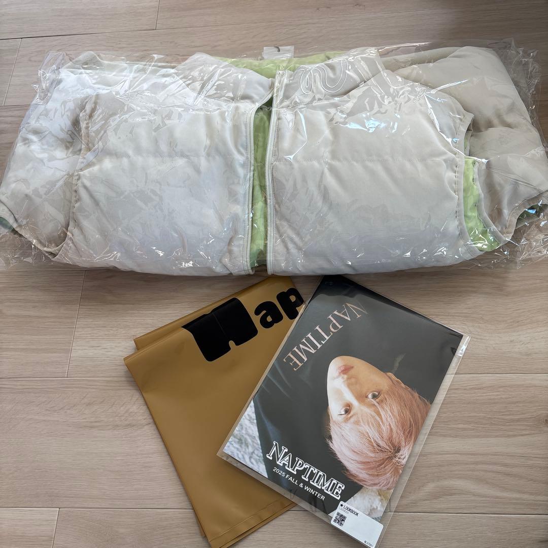 Naptime キルティングダウンベスト ホワイト/グリーン