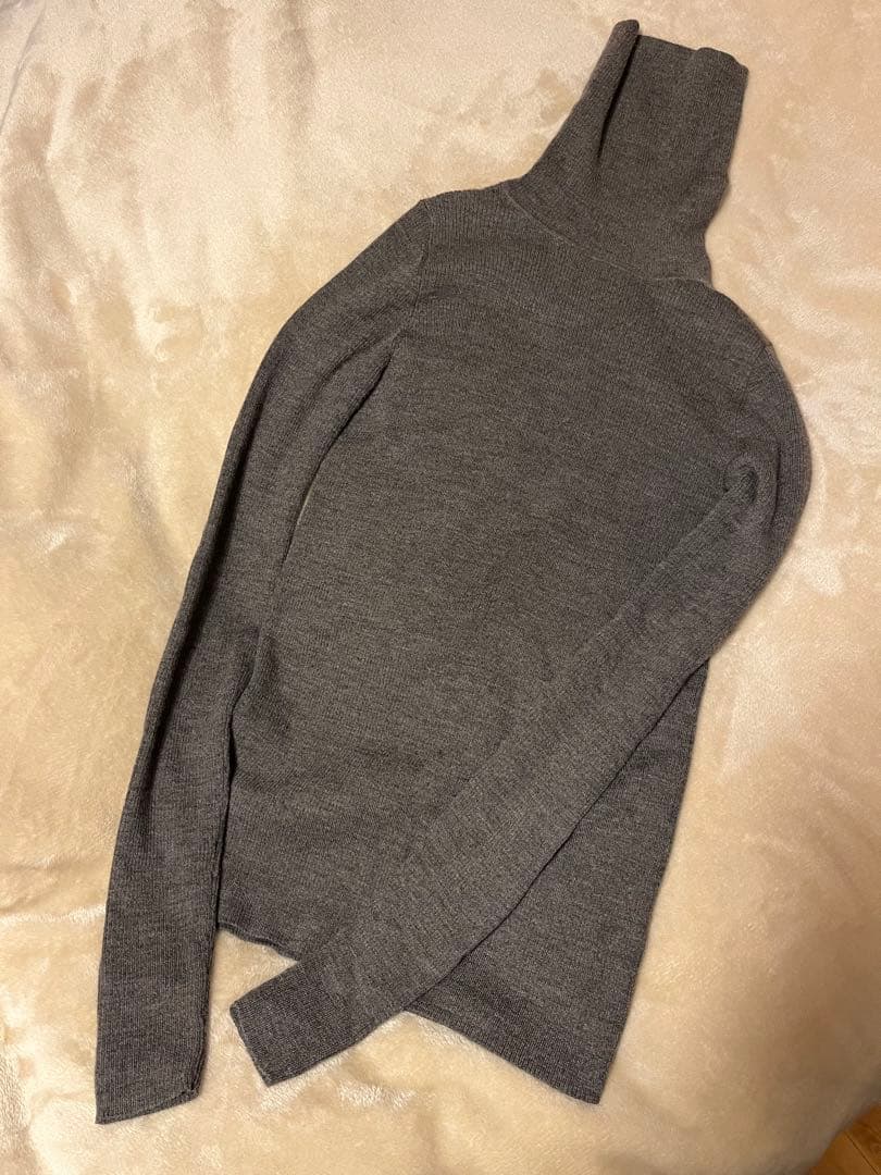 アパルトモン　タートルネックリブニット　指抜き　ベージュ