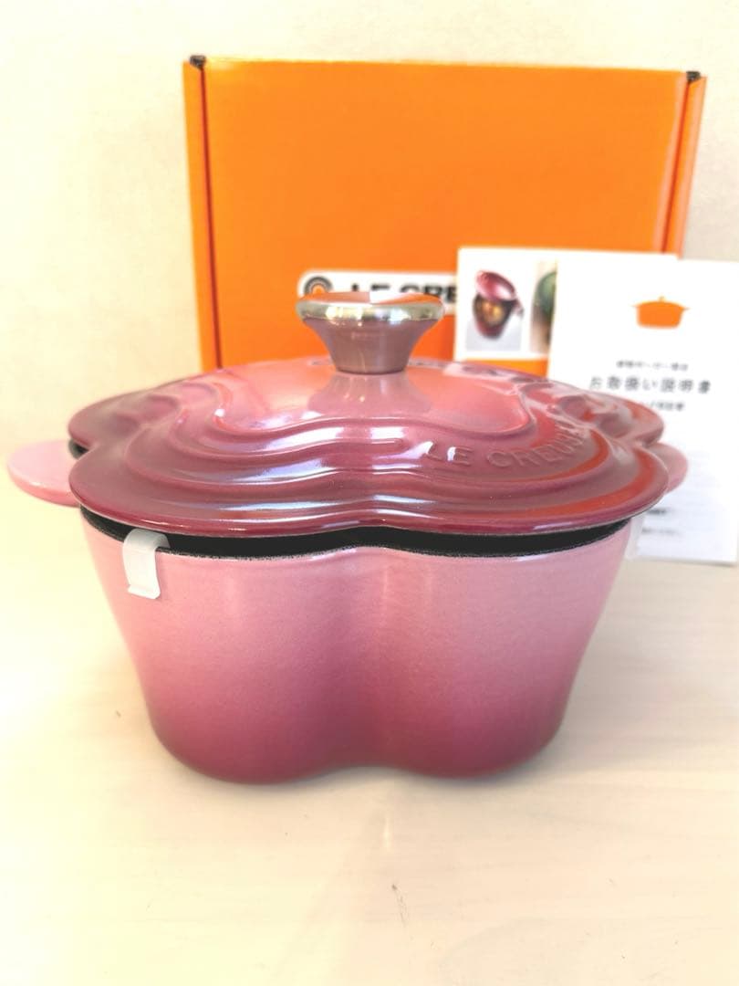 新品未使用品　LE CREUSET ルクルーゼ ココットフルール ベリー 両手鍋