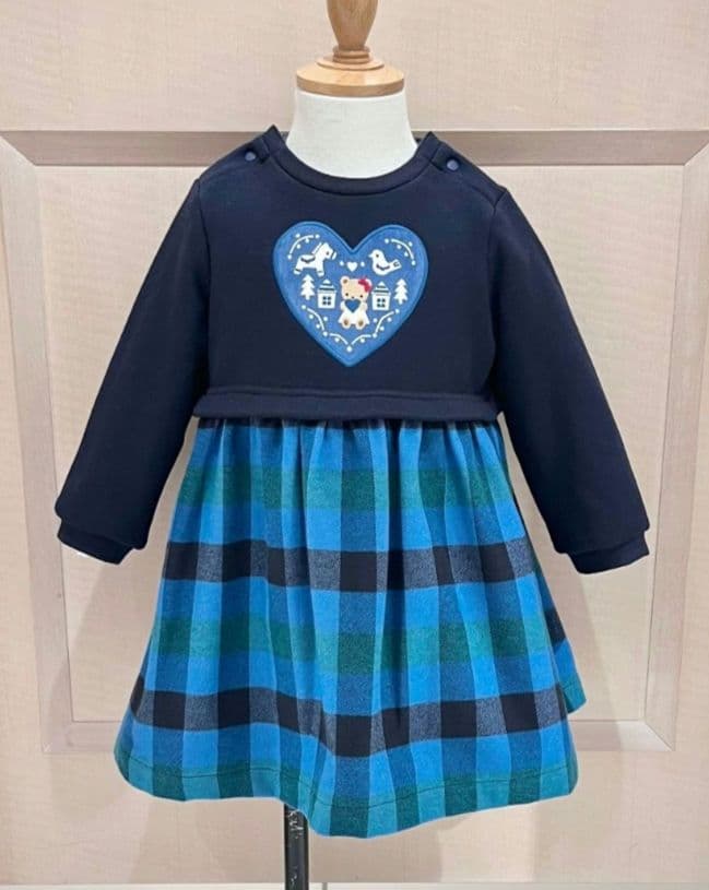 新品　ファミリア　ワンピース　90