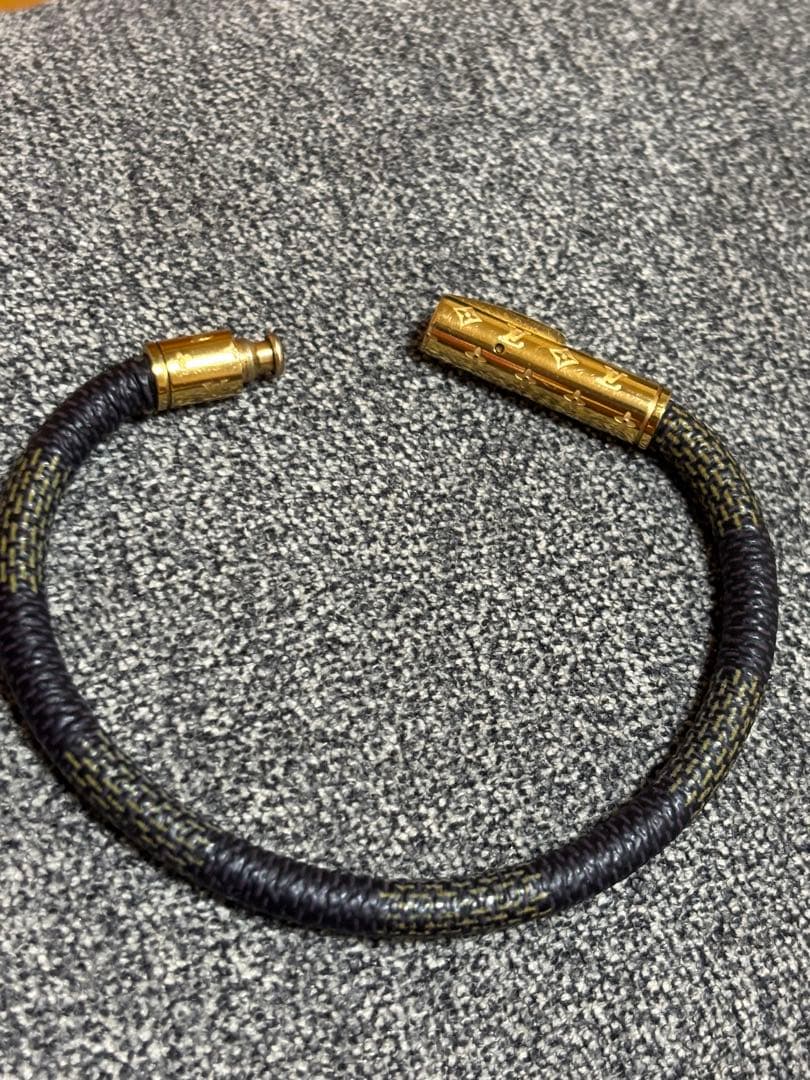 ルイ・ヴィトン 編み込みブレスレット 黒金