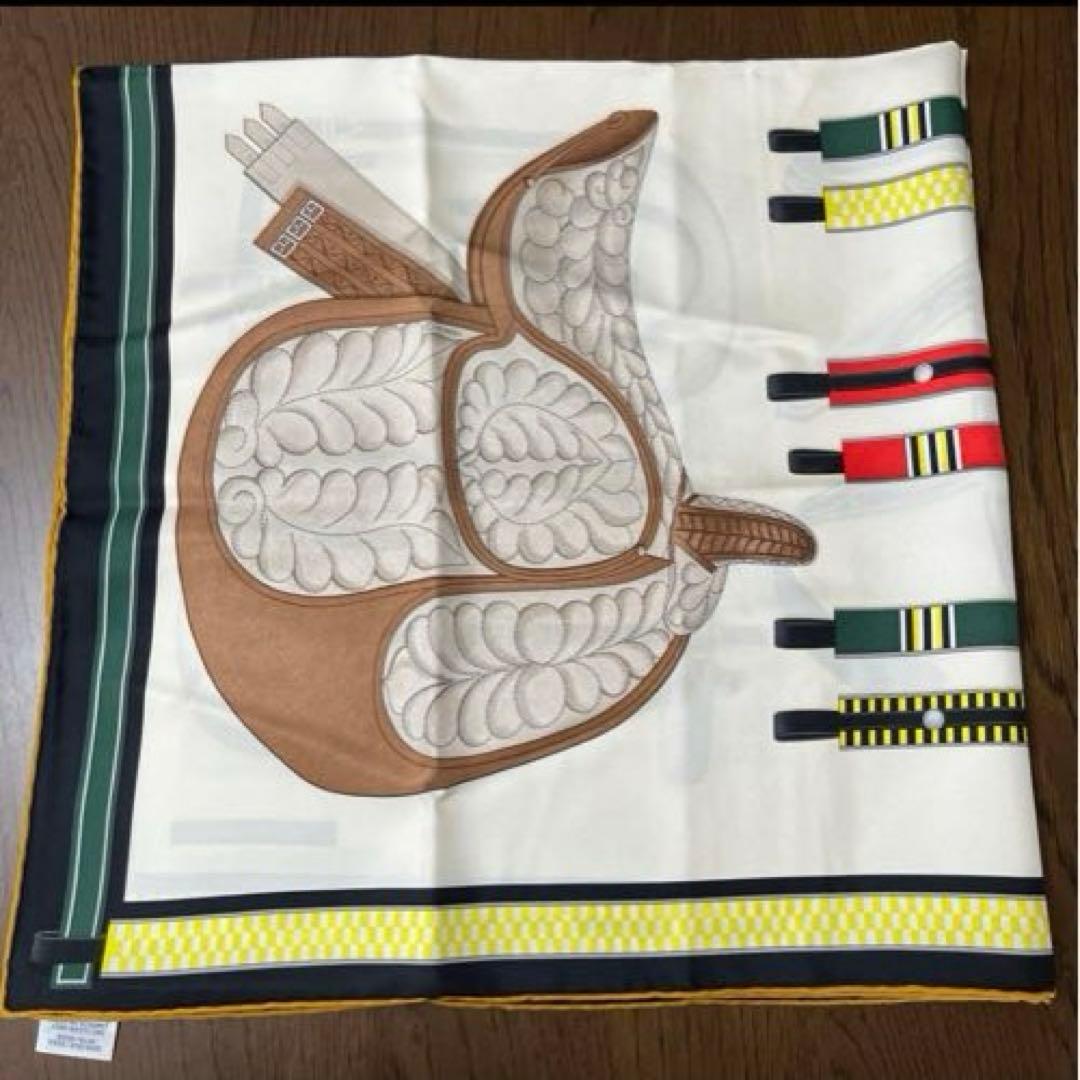 エルメス　HERMES カレ90　シルクスカーフ　レトルエケストル