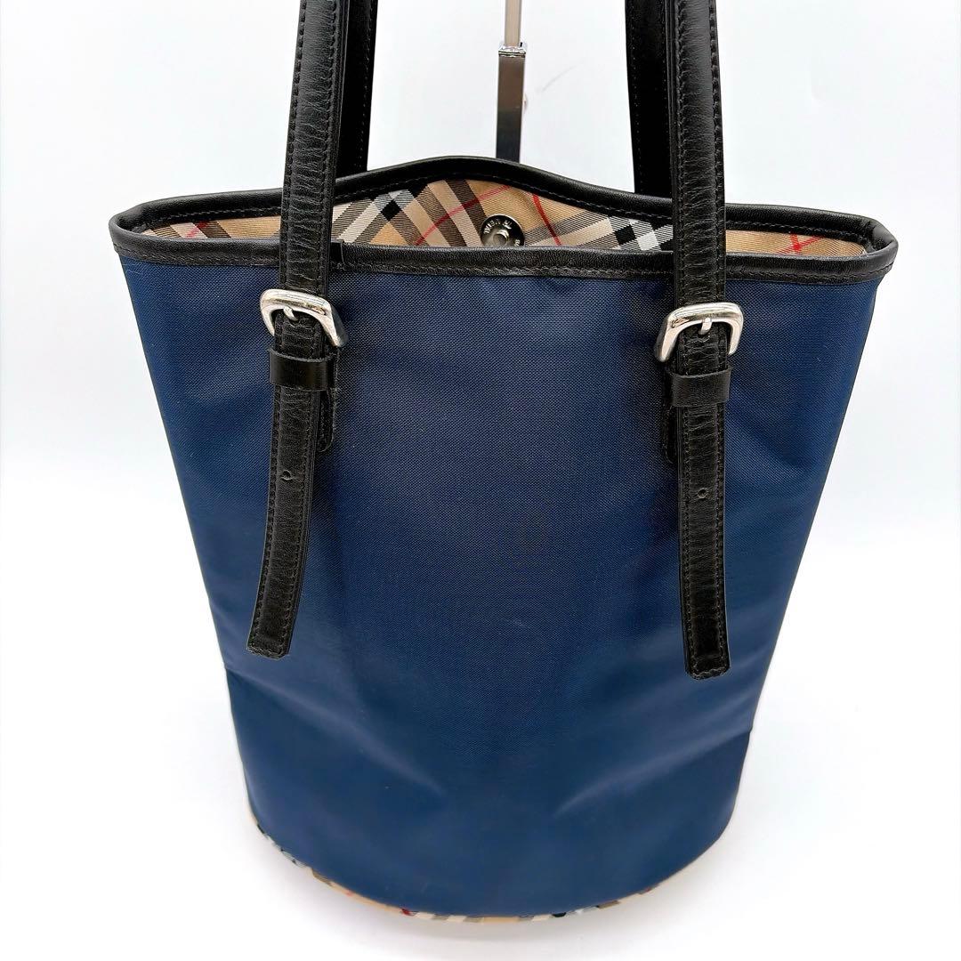 美品✨【バーバリーズブルーレーベル】バケツ型トートバッグ ノバチェック ネイビー