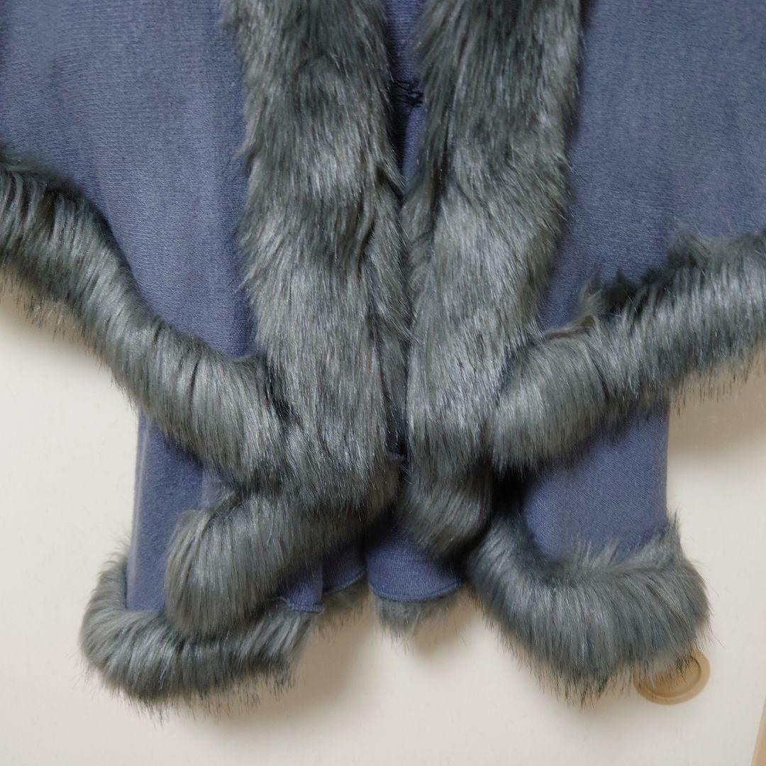 【しろぴー】木製チェスト、ファンデ、ファー付きポンチョ　3点おまとめ