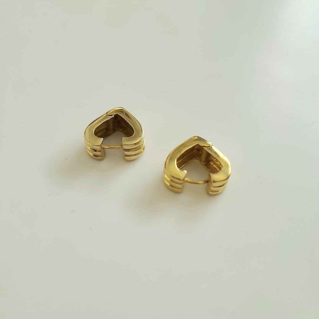LAVER ラバー　HEART ピアス GOLD（両耳）ハートピアス