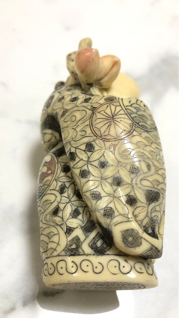 根付 雅俊作 白髭寿長老 細密彫刻 招福縁起物 自然素材