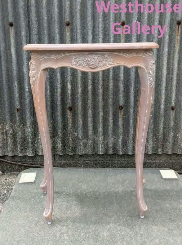 WesthouseGallery　ウエストハウスギャラリー　花台