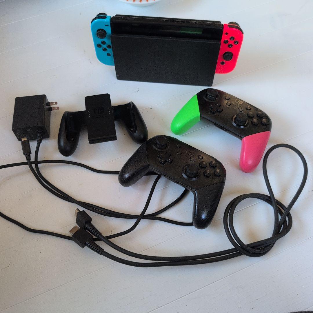 Nintendo Switch 本体 ネオンブルー・レッド