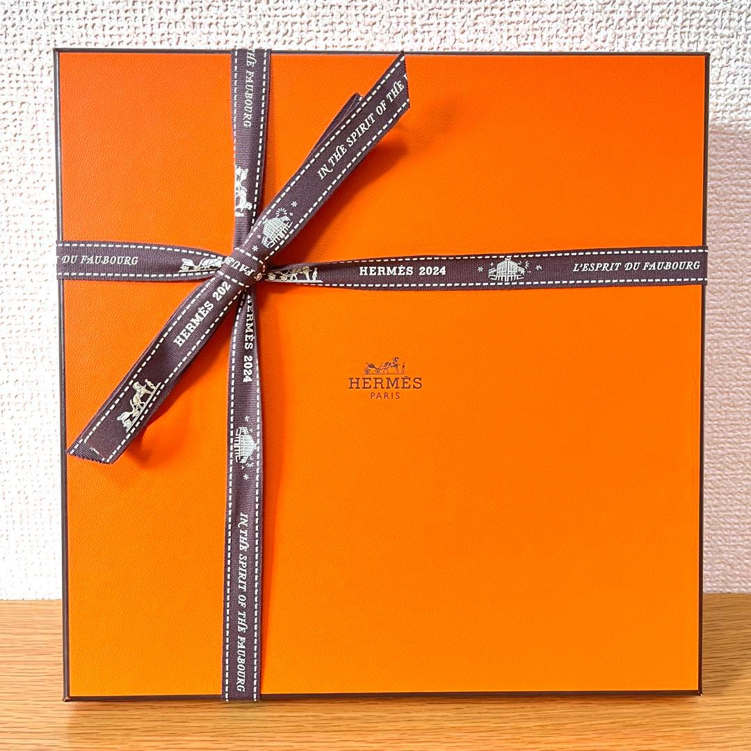 【新品 2枚セット ギフト】エルメス　モザイク 〈プラチナ〉 デザートプレート