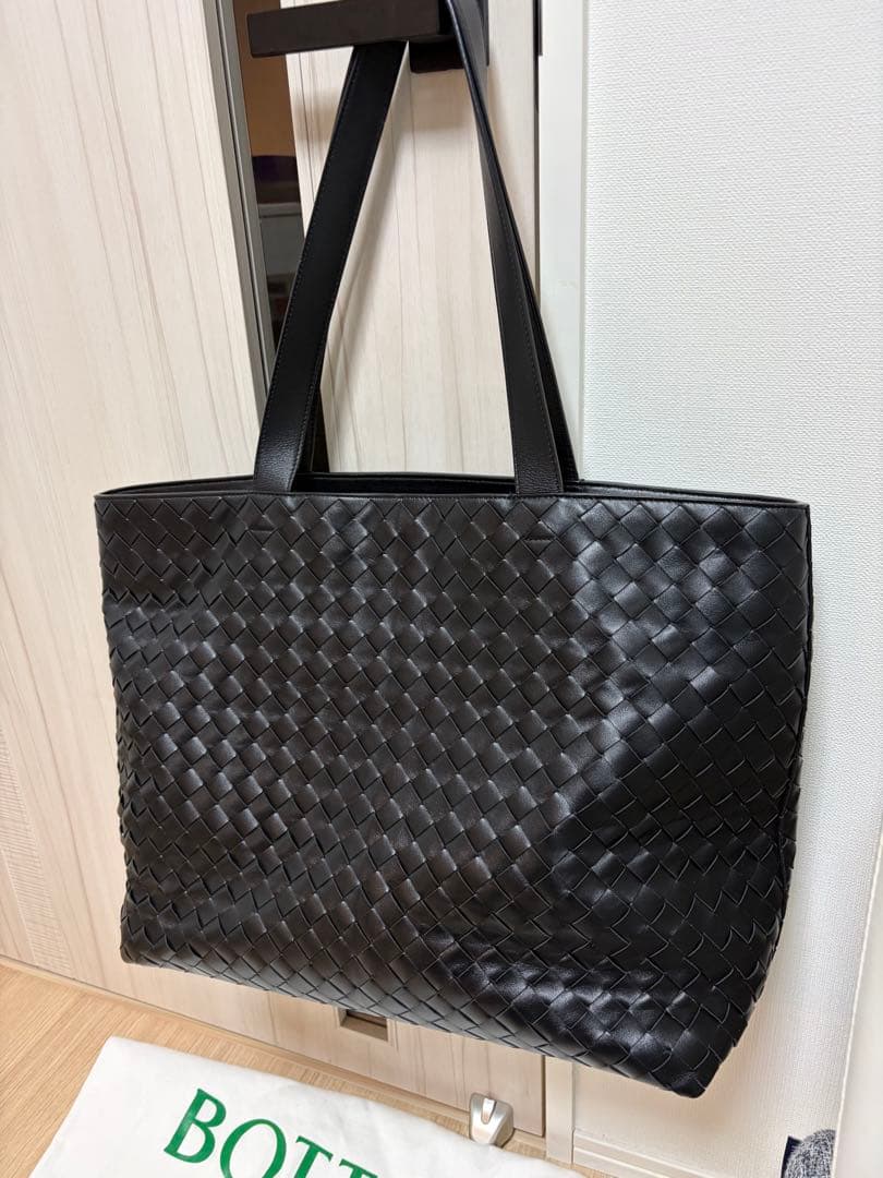 週末のみ価格　美品　Bottega Veneta イントレチャート トートバッグ