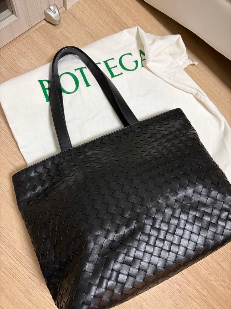 週末のみ価格　美品　Bottega Veneta イントレチャート トートバッグ