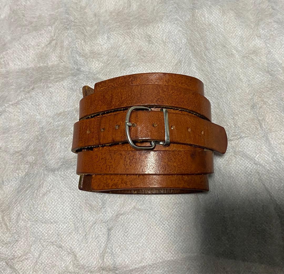 ⑪MaisonMargiela レザーブレスレット