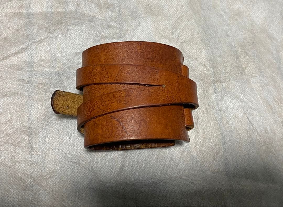 ⑪MaisonMargiela レザーブレスレット