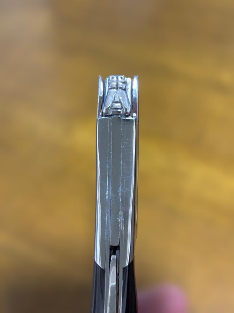 ラギオール・アン・オブラック（LAGUIOLE en Aubrac）ワインオープ