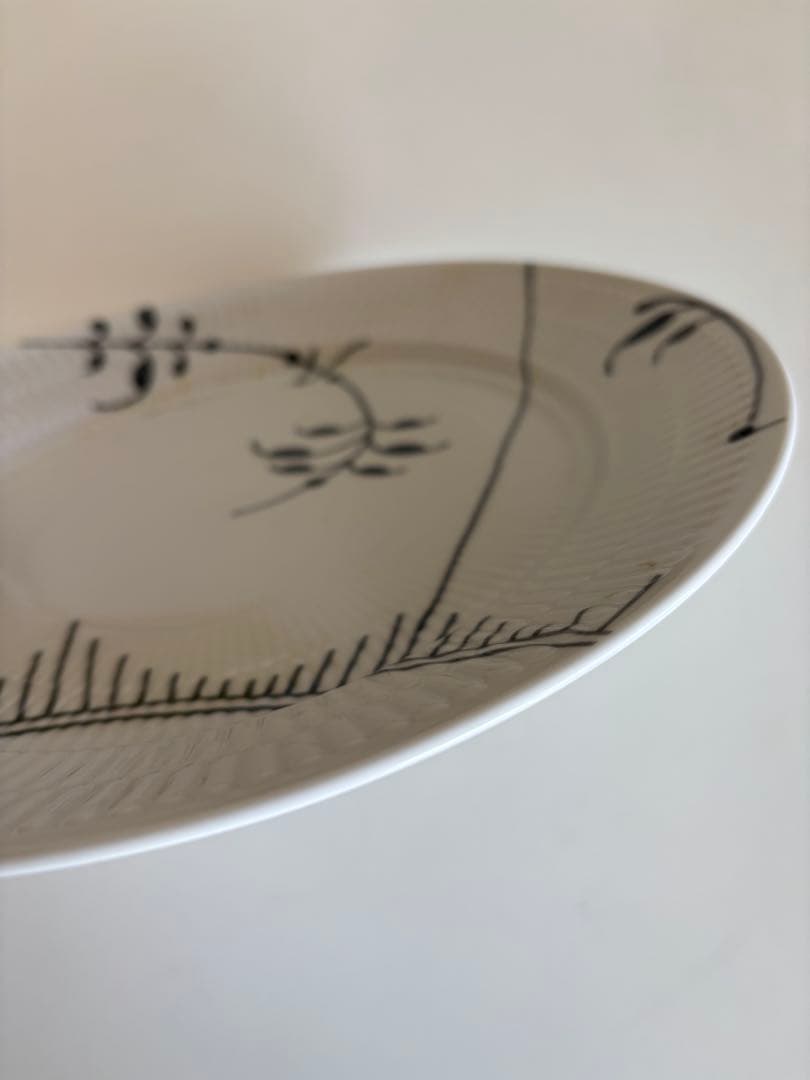   手描き花柄皿 MRX
