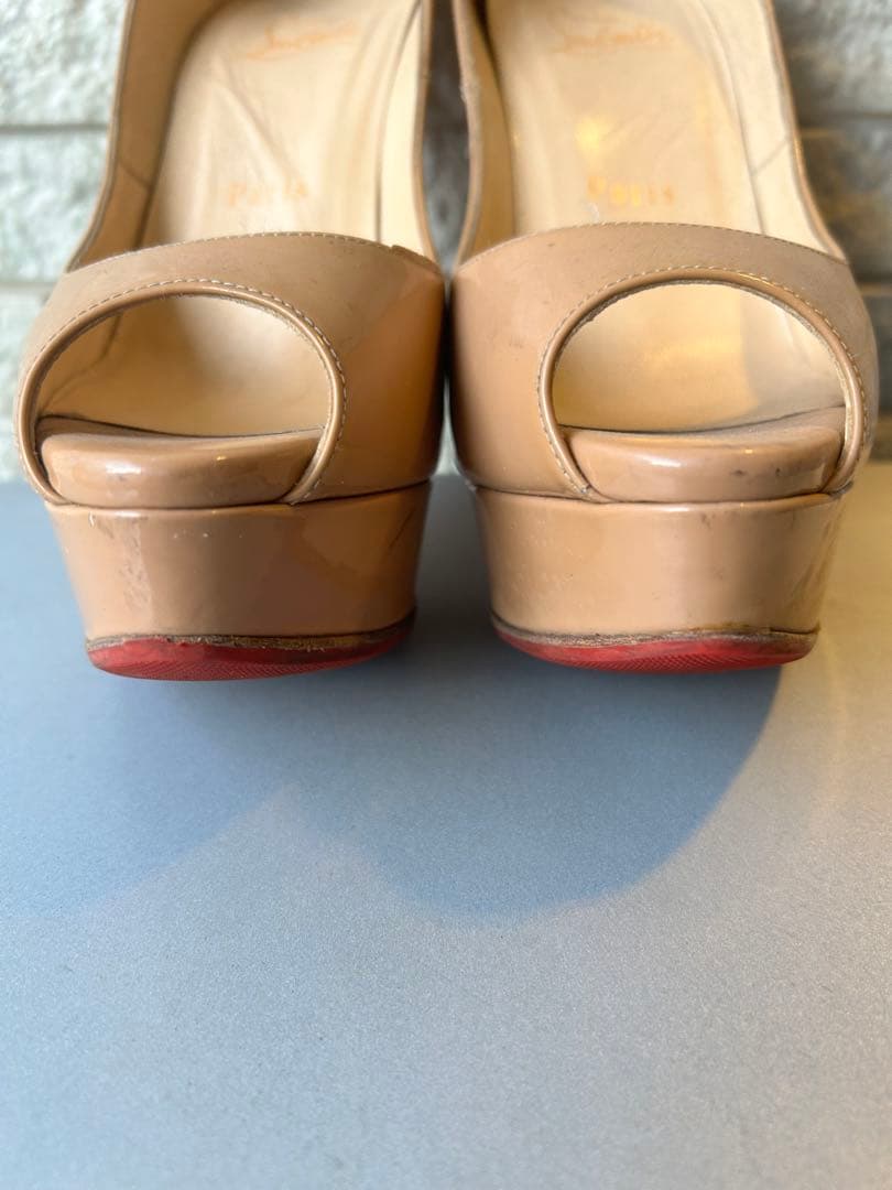 値下げしました これからのイベントにどうですか？ルブタンパンプス