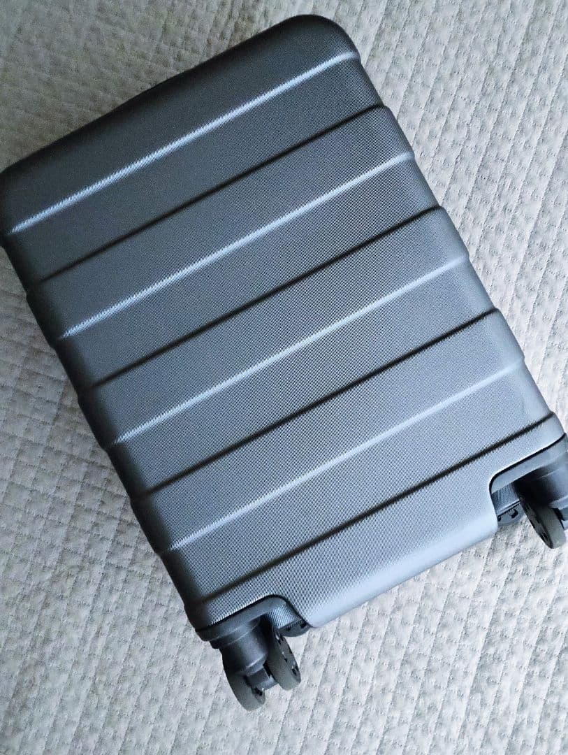 ■美品■無印良品 20L グレー　バーを自由に調節できるハードキャリーケース