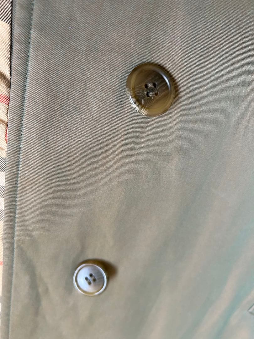 【玉虫カラー】バーバリー　カーキ　トレンチコート　ノバチェック　XL