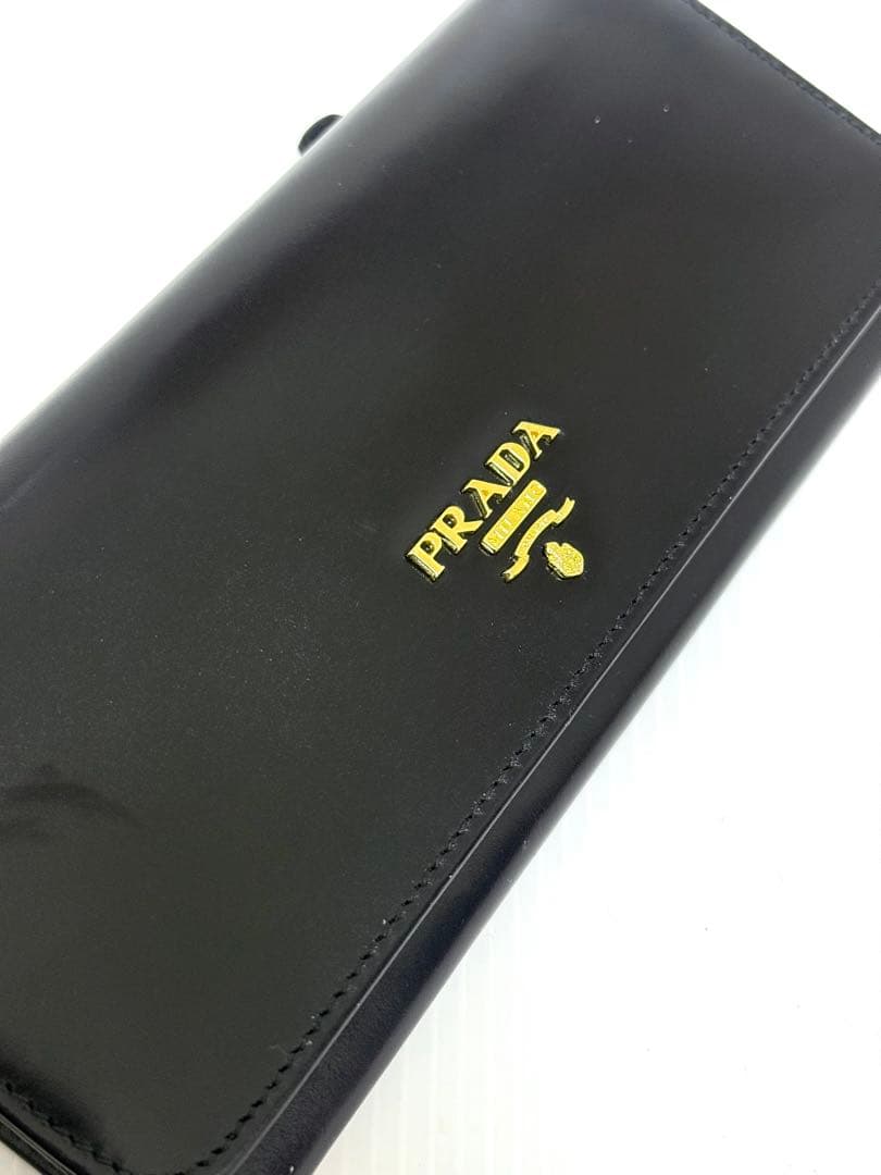 未使用保管品♪ 京都大丸購入品 プラダ 長財布 サフィアーノ二つ折り長財布