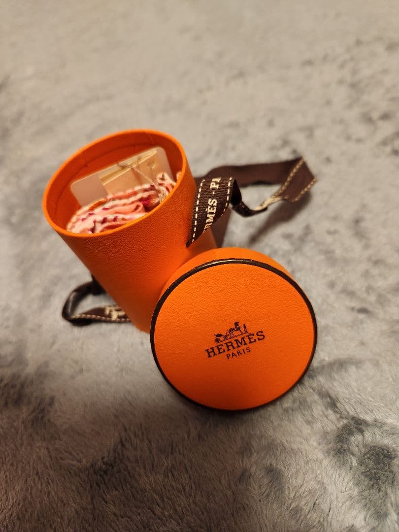 HERMES 幾何学模様 シルクスカーフ