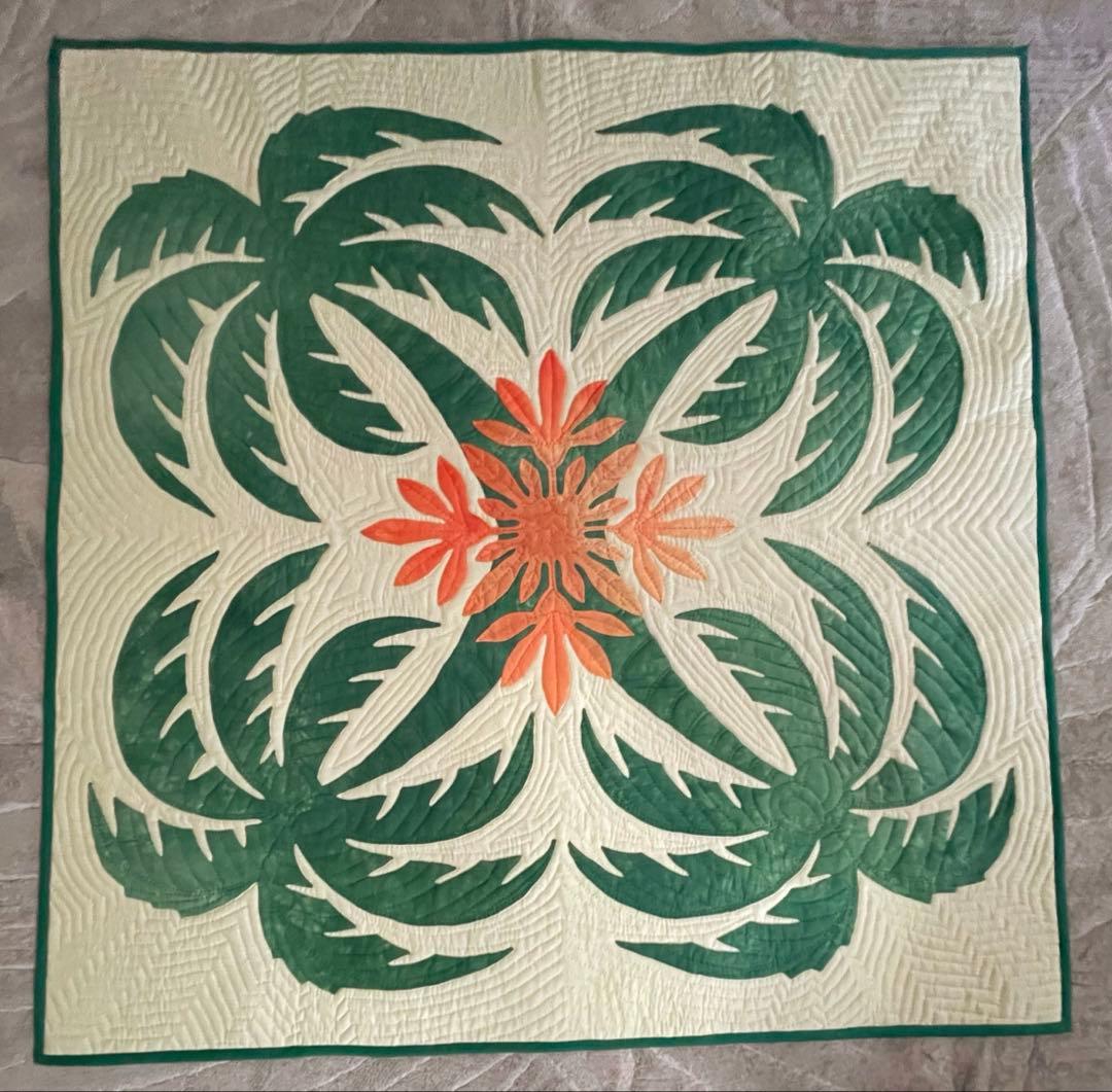 ハワイアンキルトタペストリー