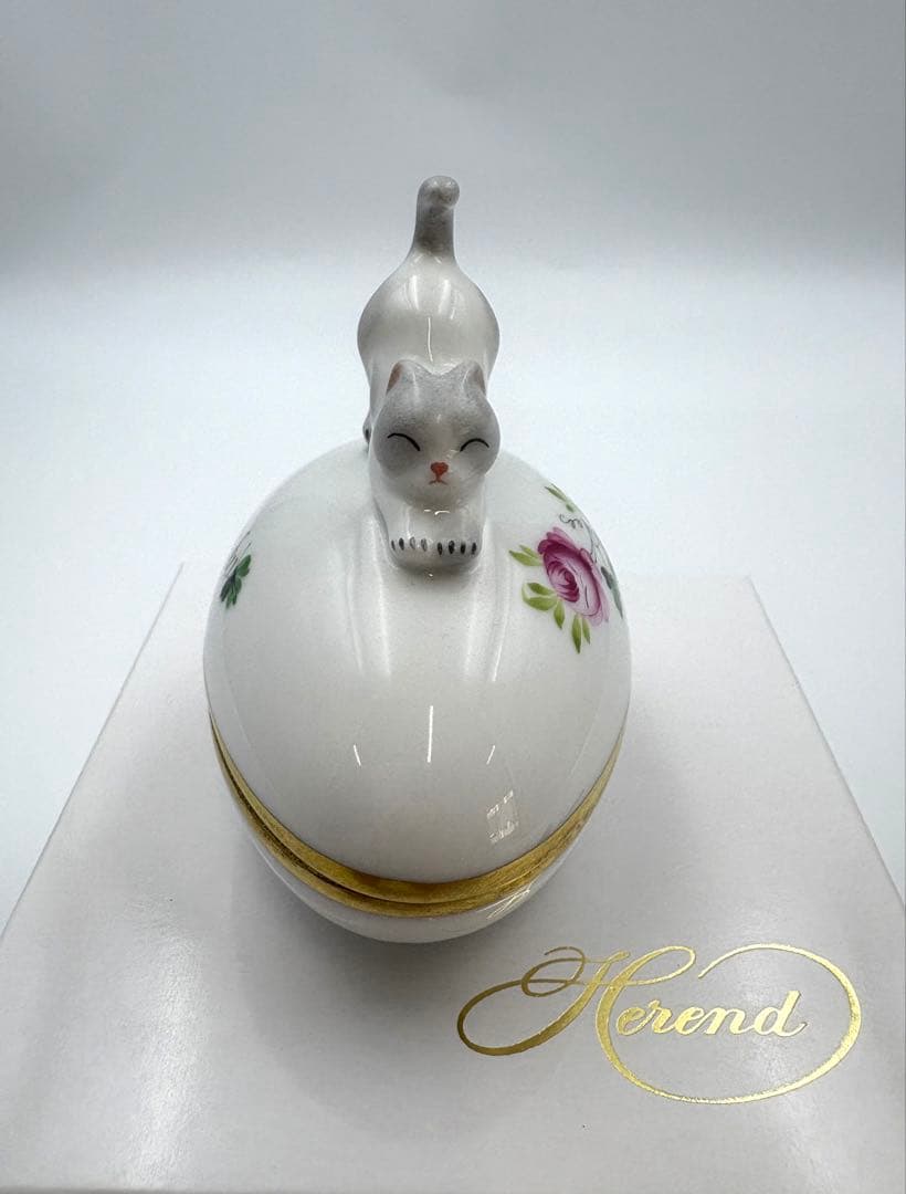 未使用保管品/ヘレンド/ウィーンの薔薇/たまご型ブチネコ　ミニ小物入れ　箱付