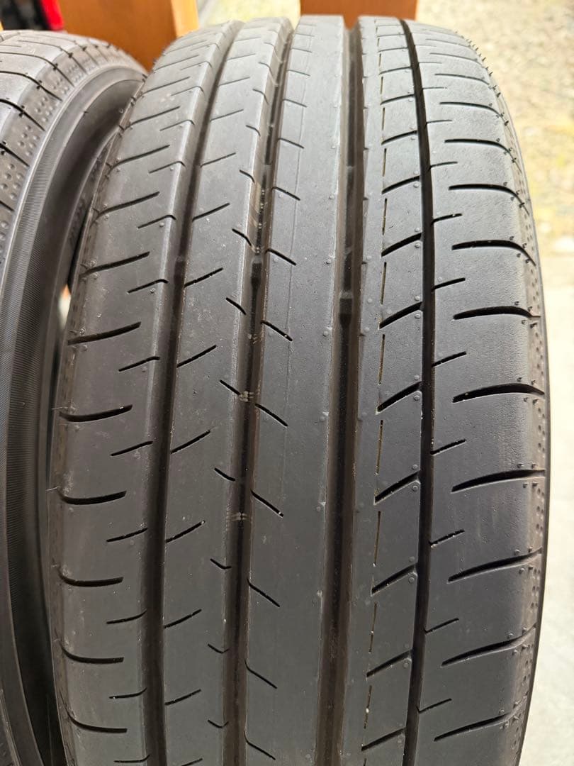 ヨコハマ　ブルーアースgt 25年製195/50R19 4本セット　バリ山