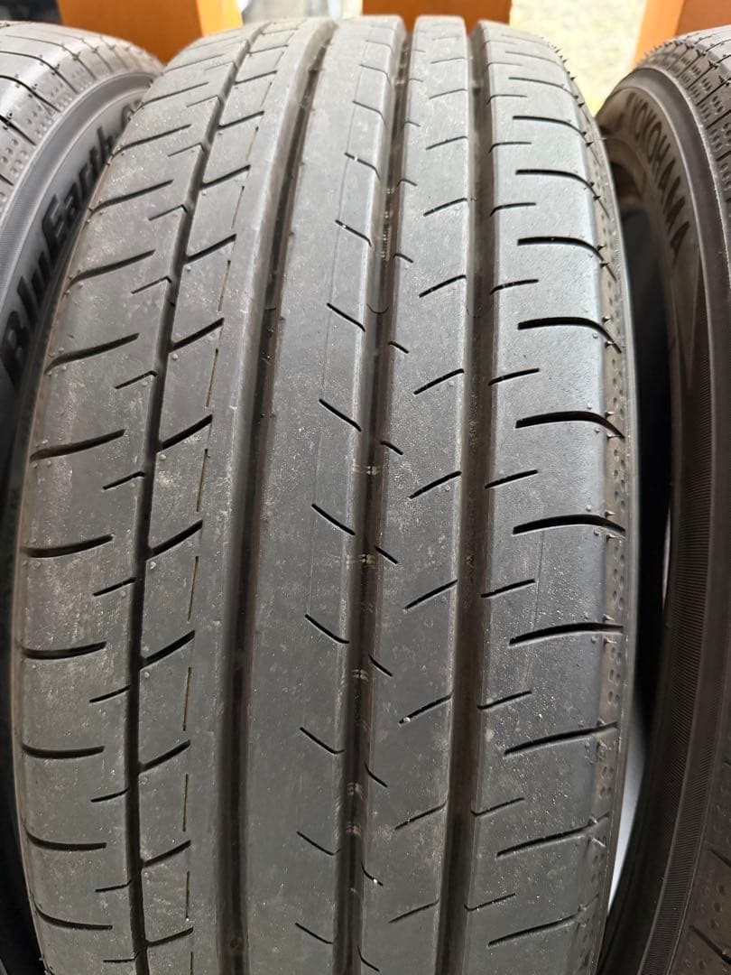 ヨコハマ　ブルーアースgt 25年製195/50R19 4本セット　バリ山