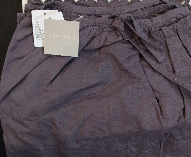 自由が丘限定 ツハル カットワーク刺繍エプロンスカート