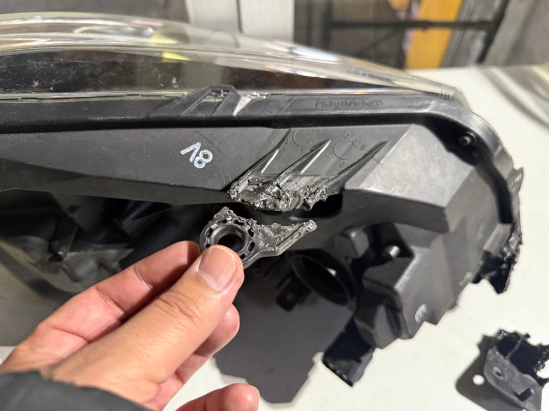 フォレスター SJ5/SJG 後期 左ライト KOITO 100-60310