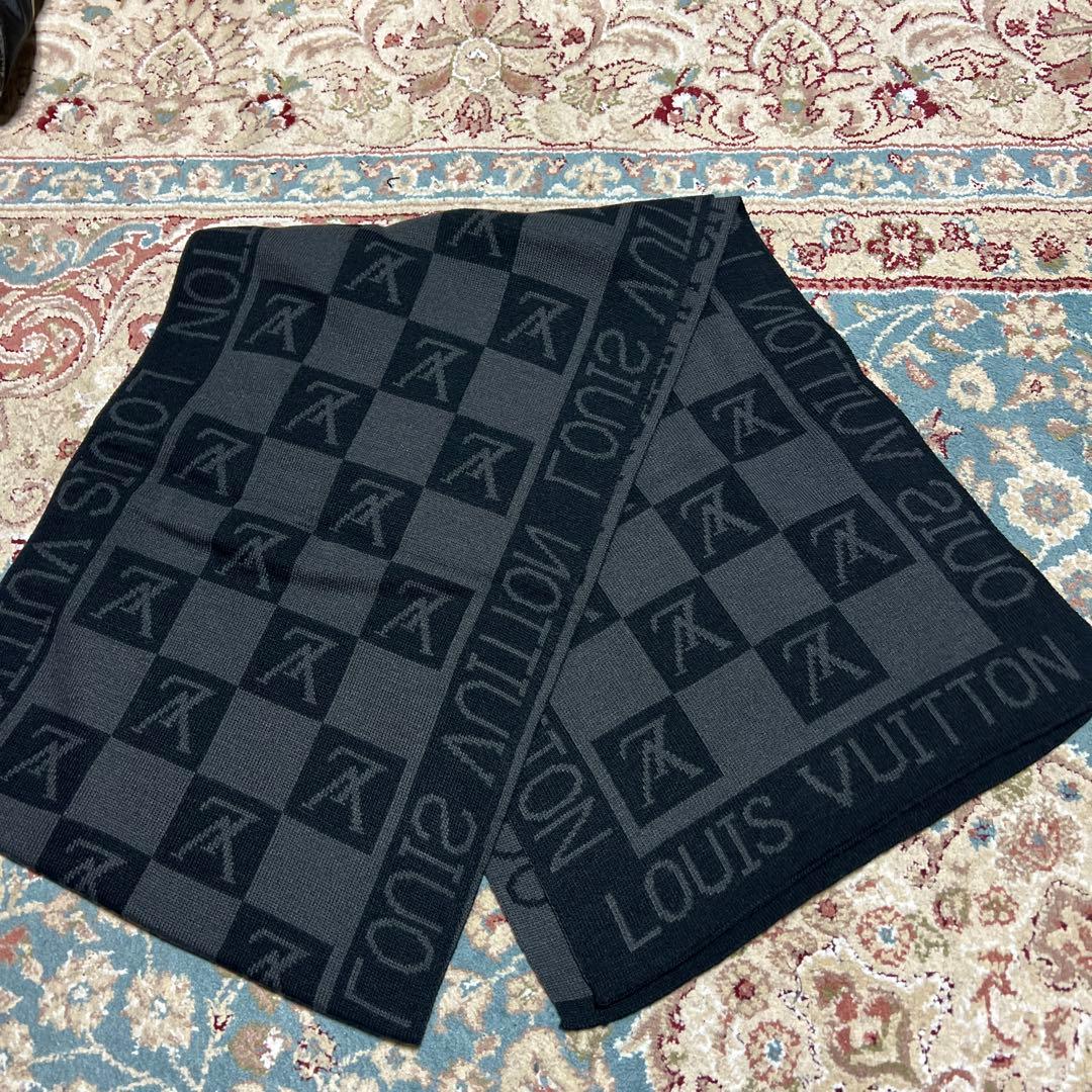 本日のみ！LOUIS VUITTON ブラック チェック マフラー