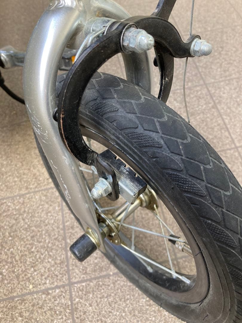 Henshin バイク バランスバイク　青　水色