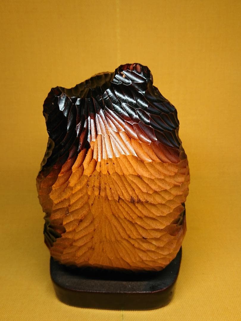 くま　熊　木彫　オブジェ　置物　インテリア　工芸品　美術品　A3072