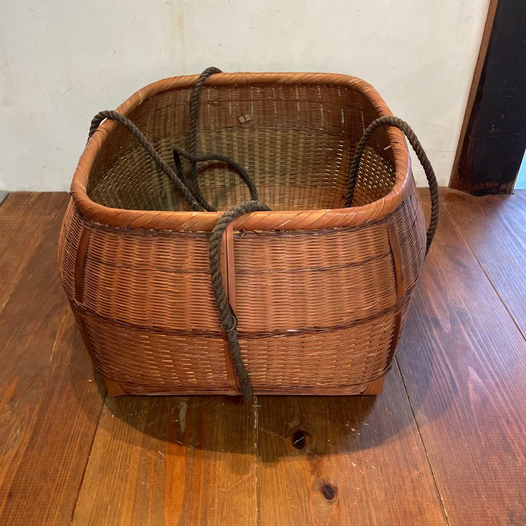 美品　レトロ　竹籠　バスケット　編み籠　収納　かご　大きいサイズ　インテリアに