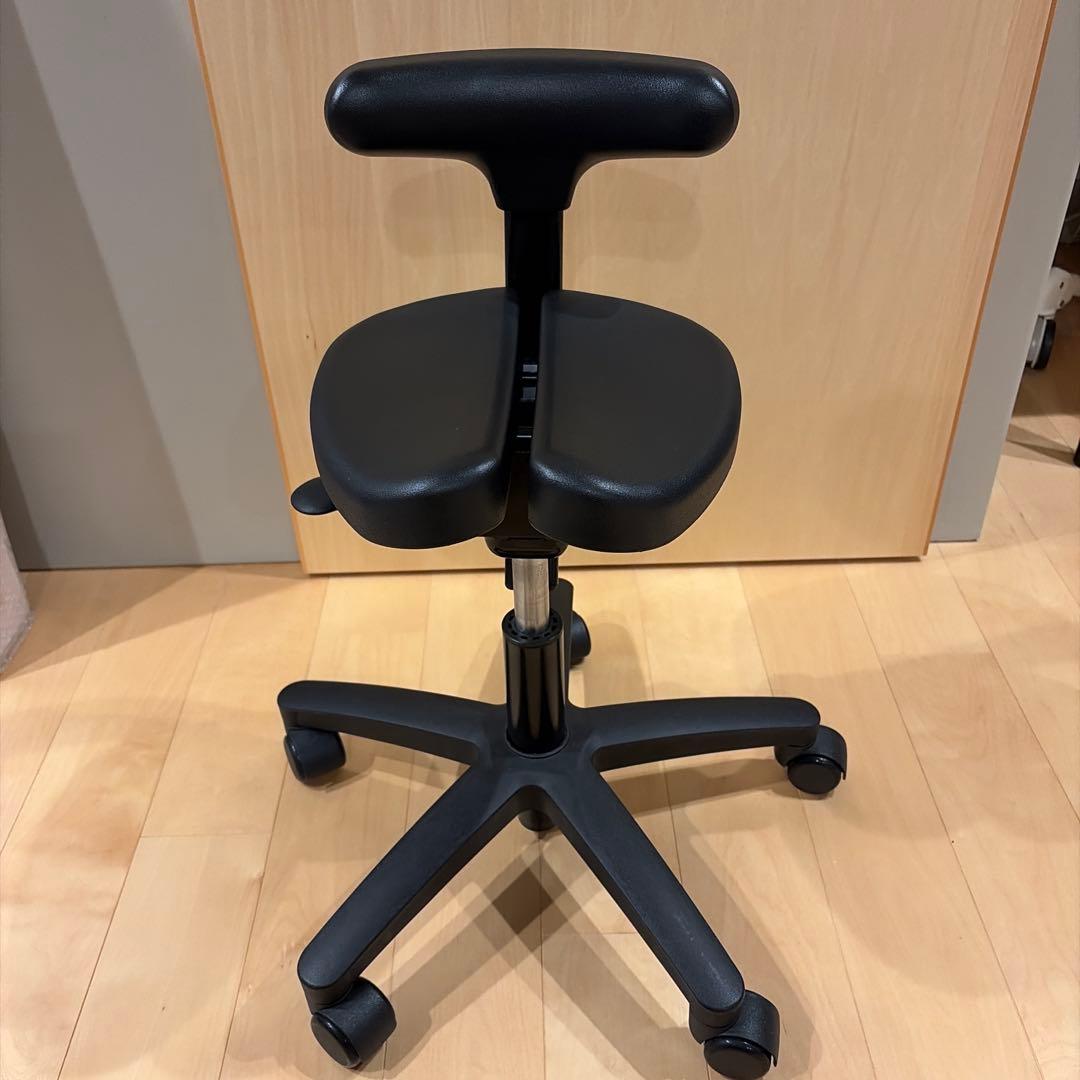 アーユルチェアー　キャスタータイプ　オクトパス　ブラック