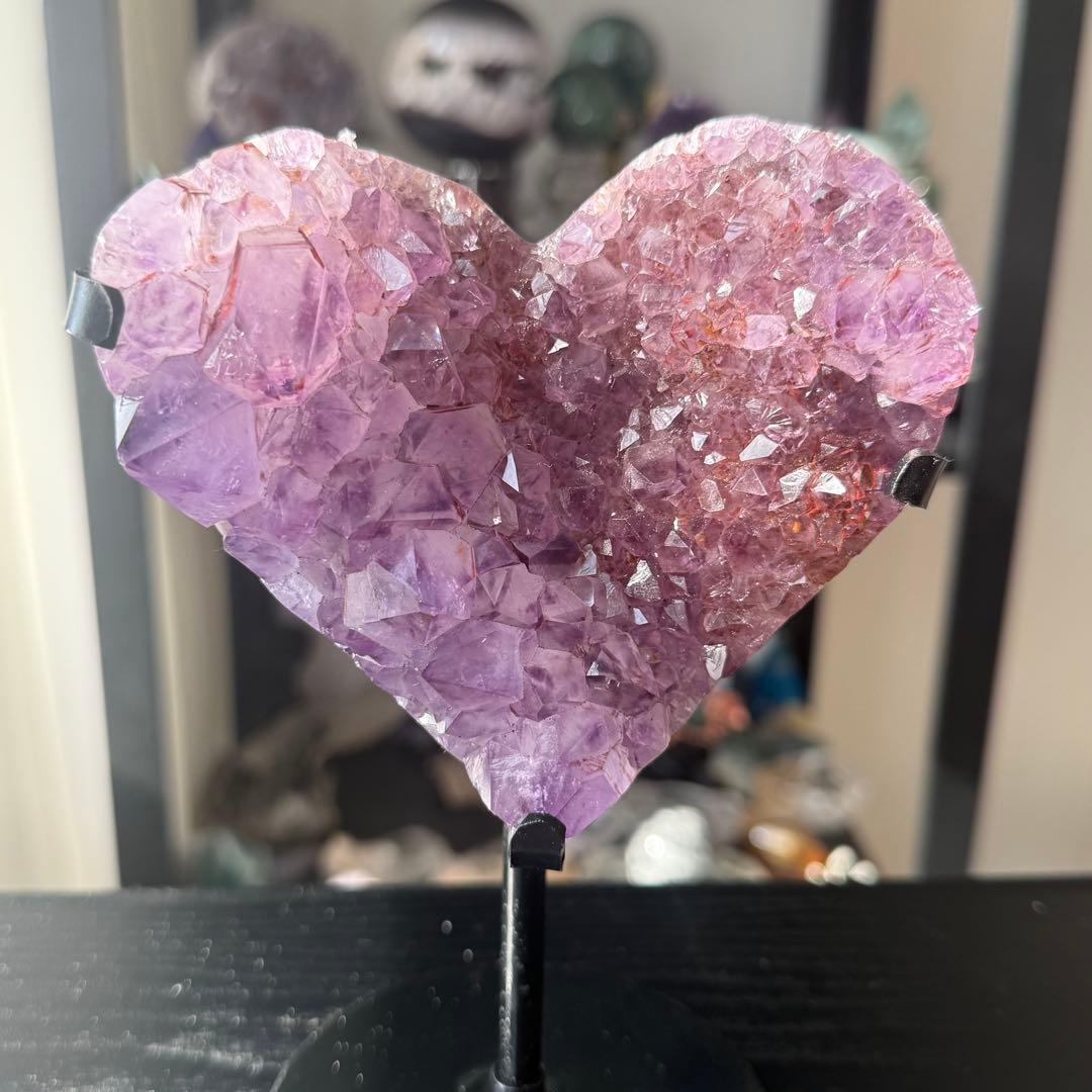 天然石タイチンルチルクォーツ共生アメジストのハート　置物NO.010913