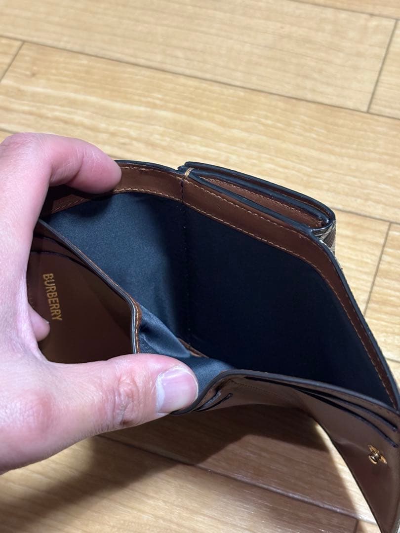 BURBERRY ブラウン 三つ折り財布