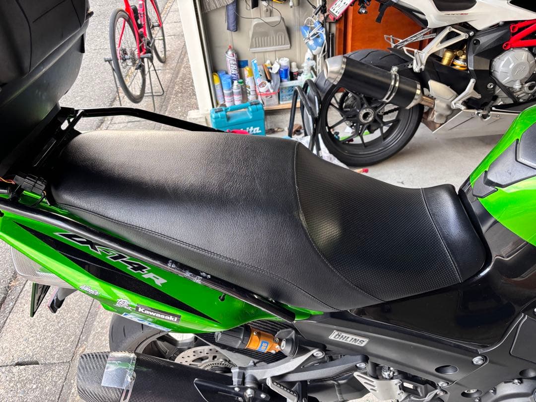 テ*8様 Kawasaki カワサキZX-14R ZZR1400 cozyシート