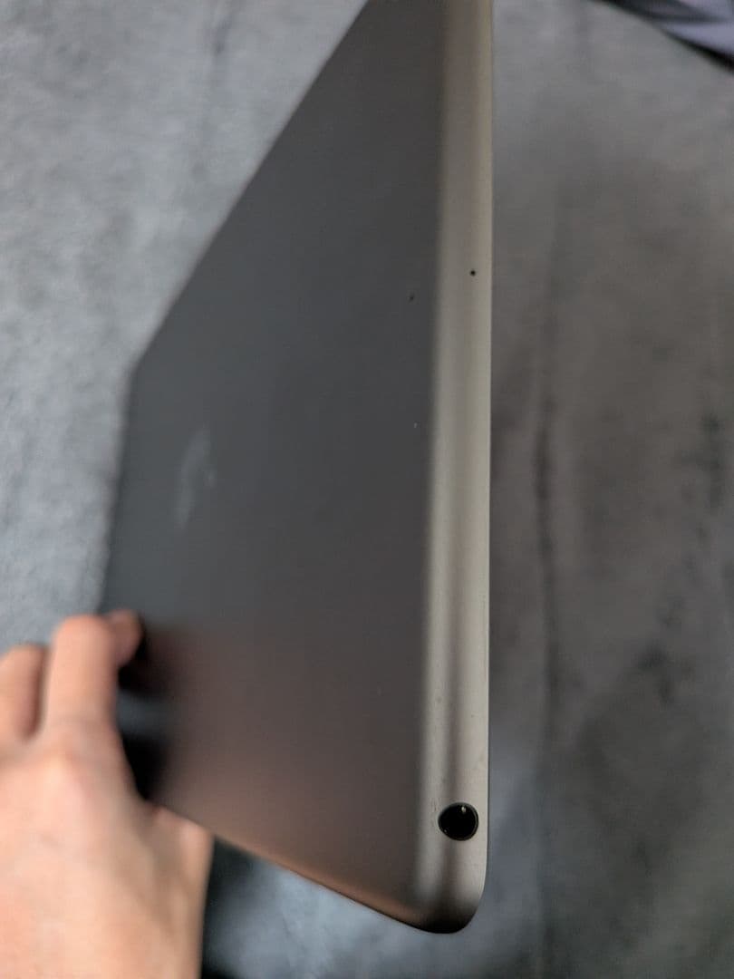 ipad 第9世代　WiFiモデル　64GB　スペースグレー