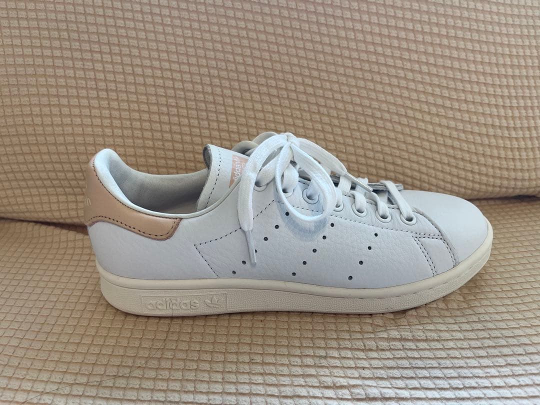 【新品】adidas stansmith 天然皮革 レザー 本革 23.5